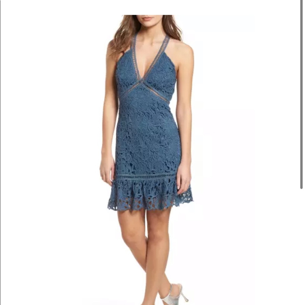 Only worn 1!!! Dress is practically new.